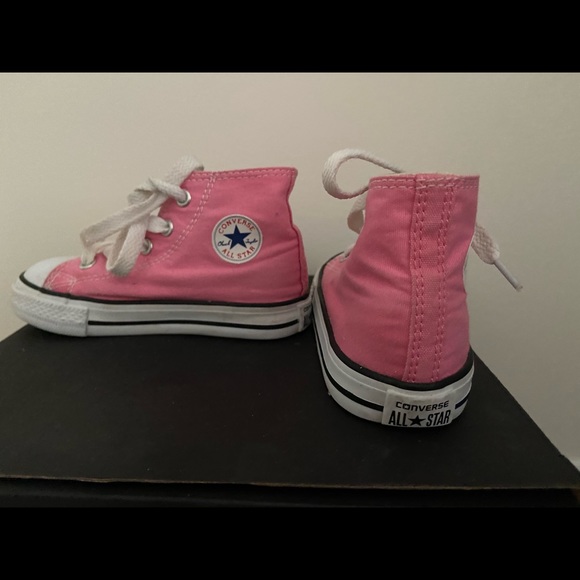 Pink Converse high tops - Picture 2 of 2
